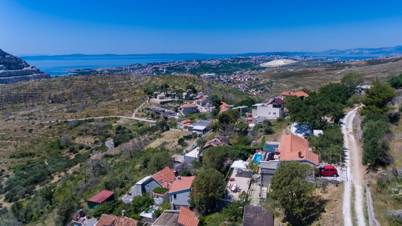 Villa Don Dan Žrnovnica エクステリア 写真