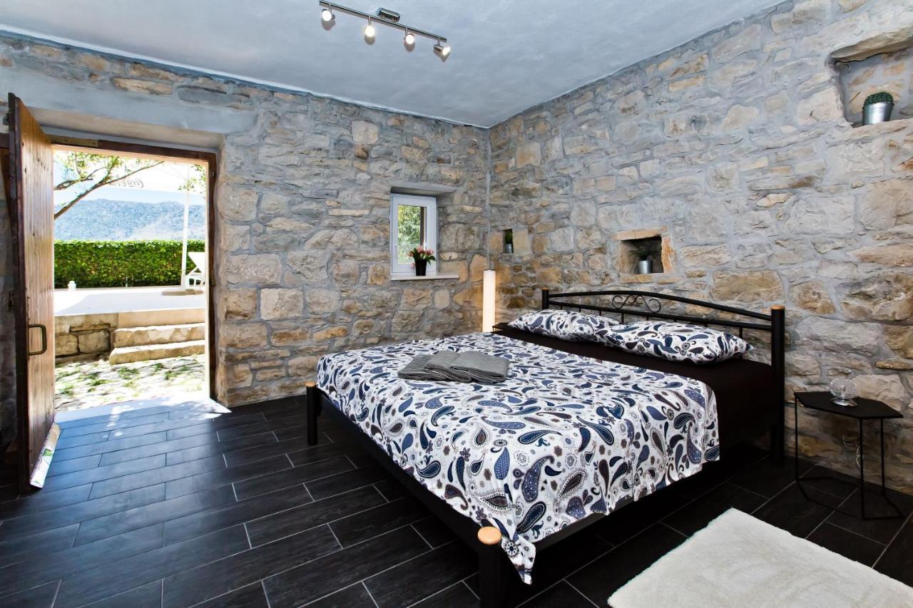 Villa Don Dan Žrnovnica エクステリア 写真
