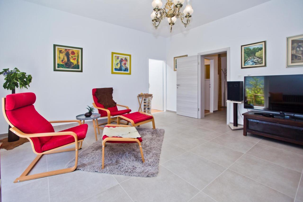 Villa Don Dan Žrnovnica エクステリア 写真