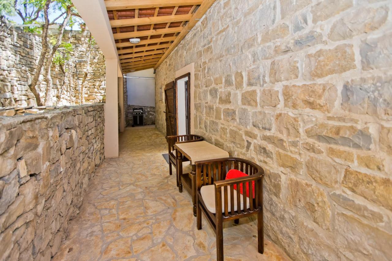 Villa Don Dan Žrnovnica エクステリア 写真